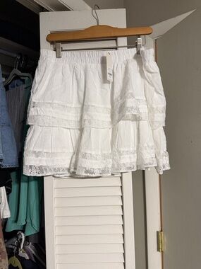 Francesca's Collections White Tiered Lace Mini Skirt